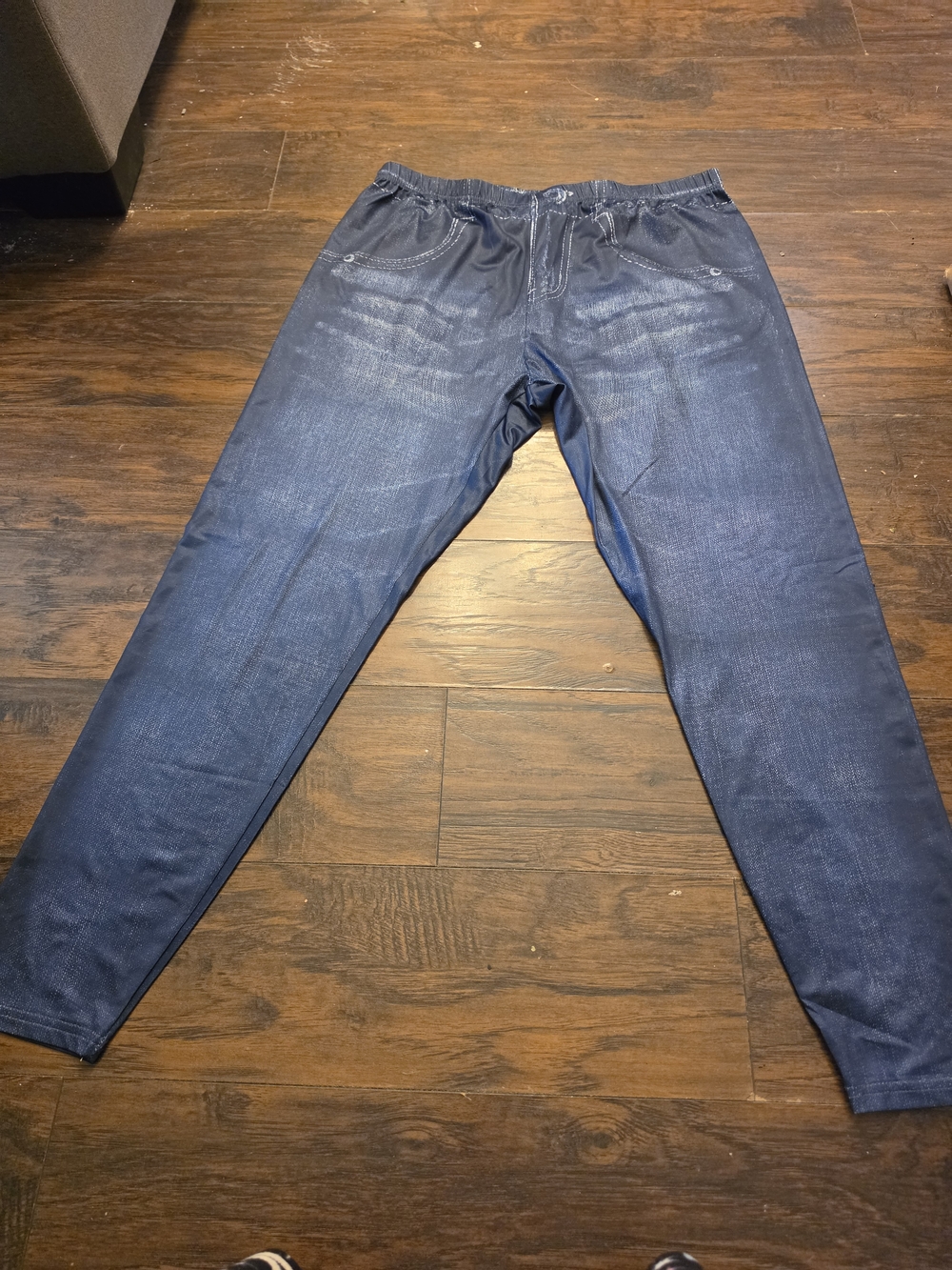 Womens Silky Leggings Size 2XL.